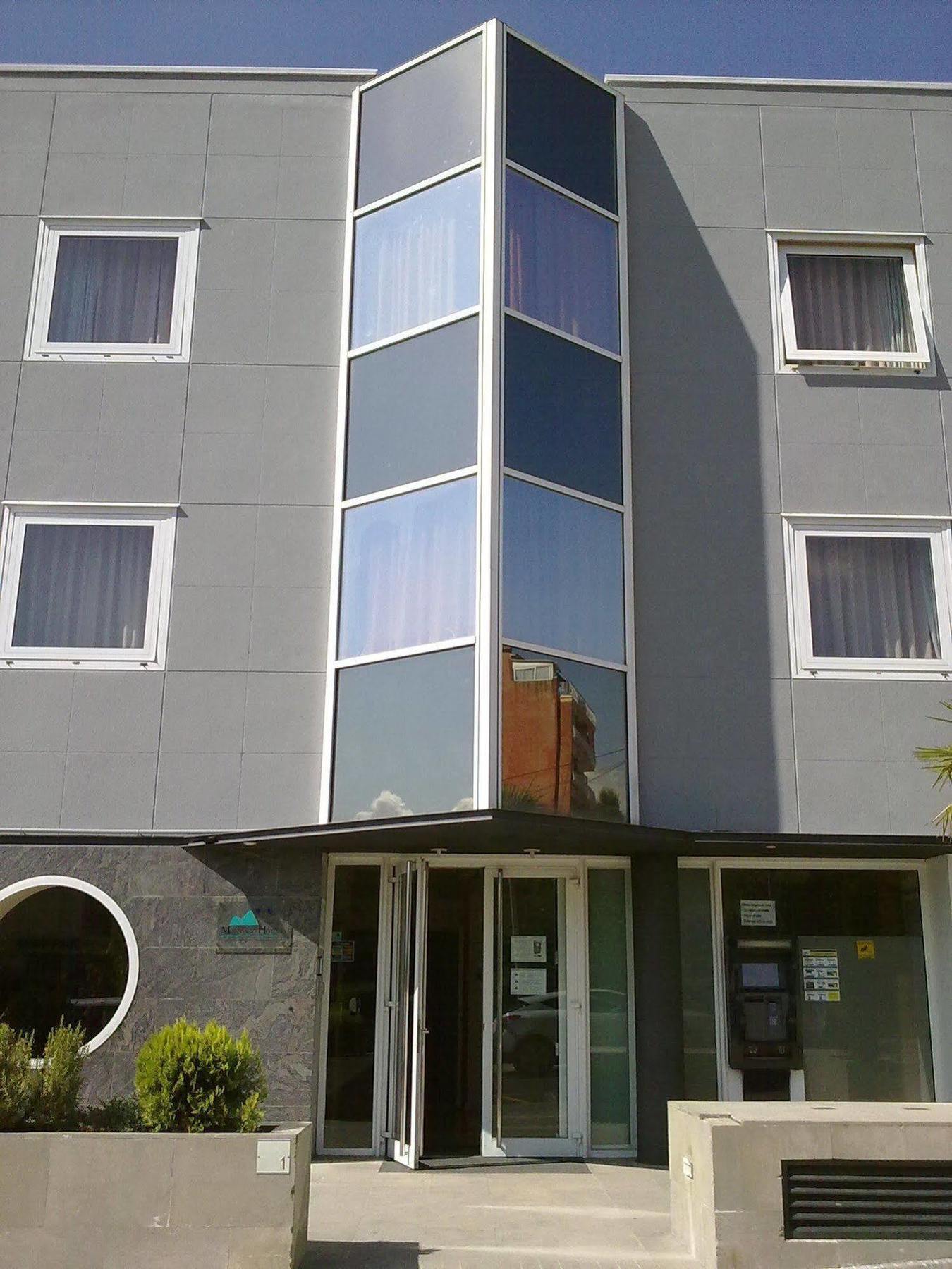 Hotel Montmeló Eksteriør bilde
